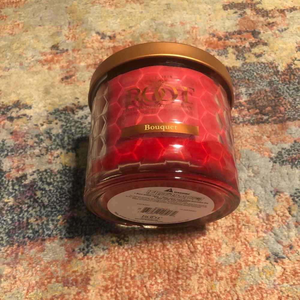 Root Candle: Floral Collection - Bouquet